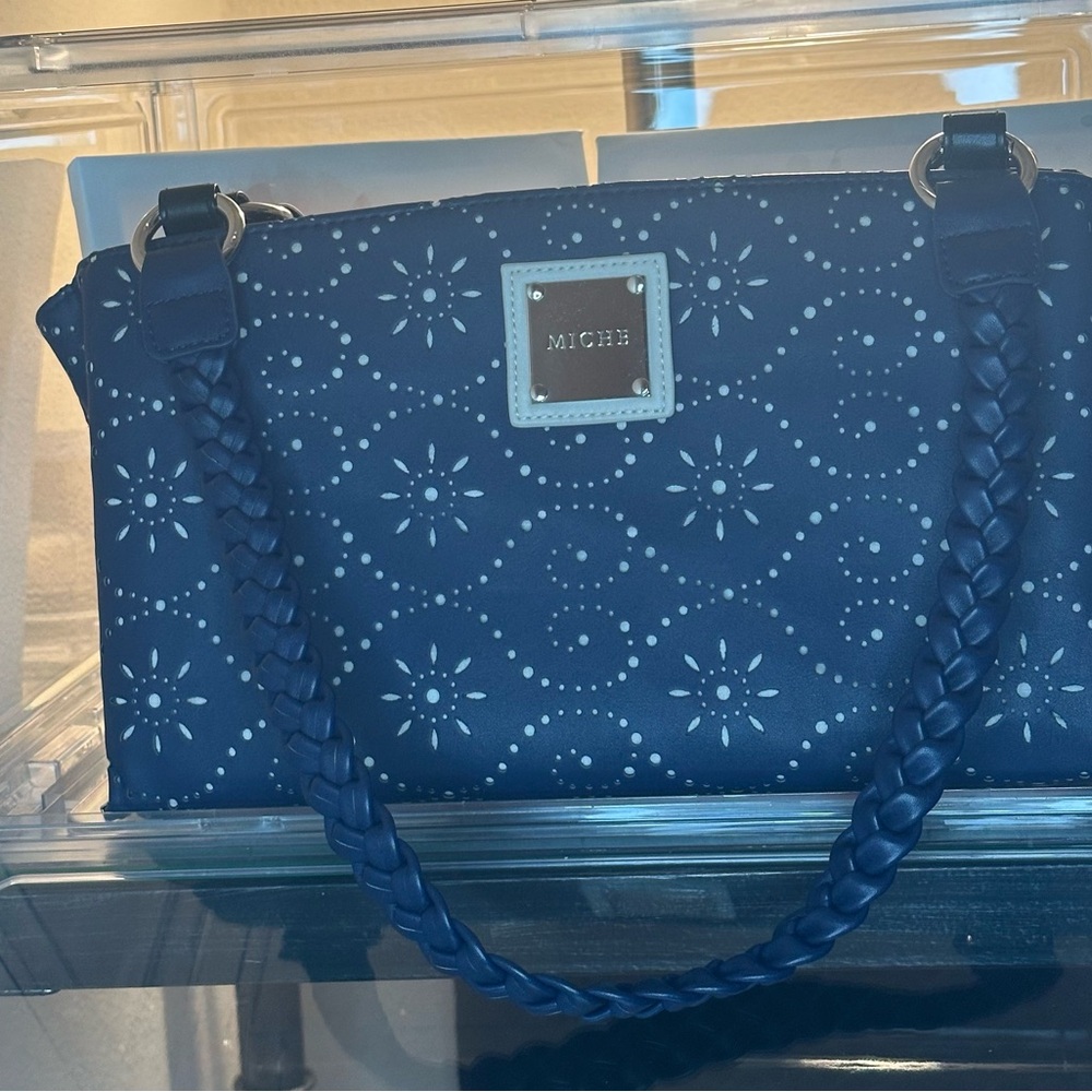Miche bag blue bag.  EUC